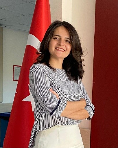 Menekşe Nazlı Aker